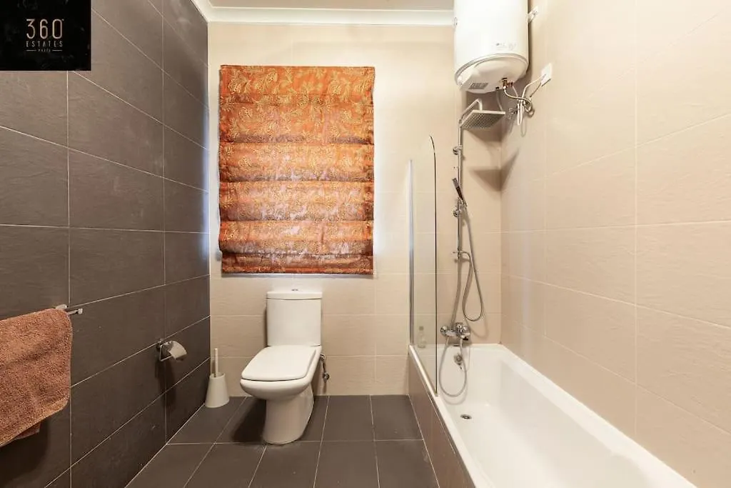 Luxury Apt With Hot Tub & Bbq With Valletta Views By 360 Estates Sliema Apartment